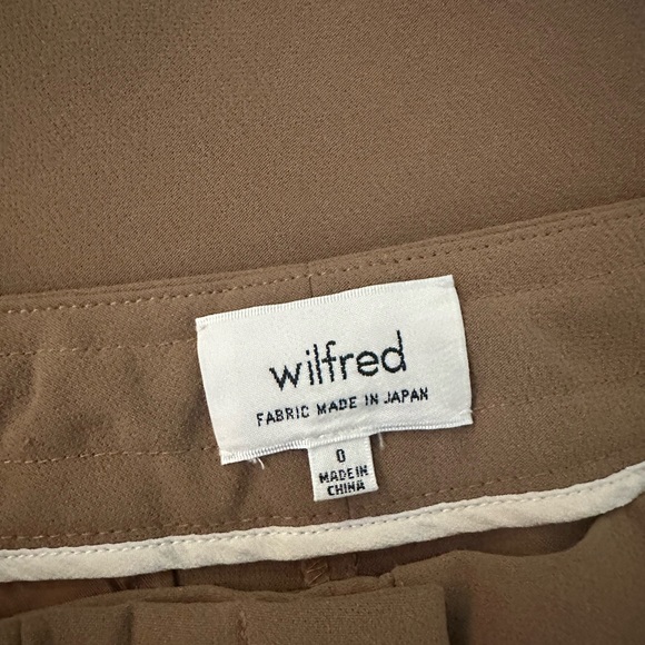 Aritzia Women's Brown and Tan Trousers - Picture 4 of 4